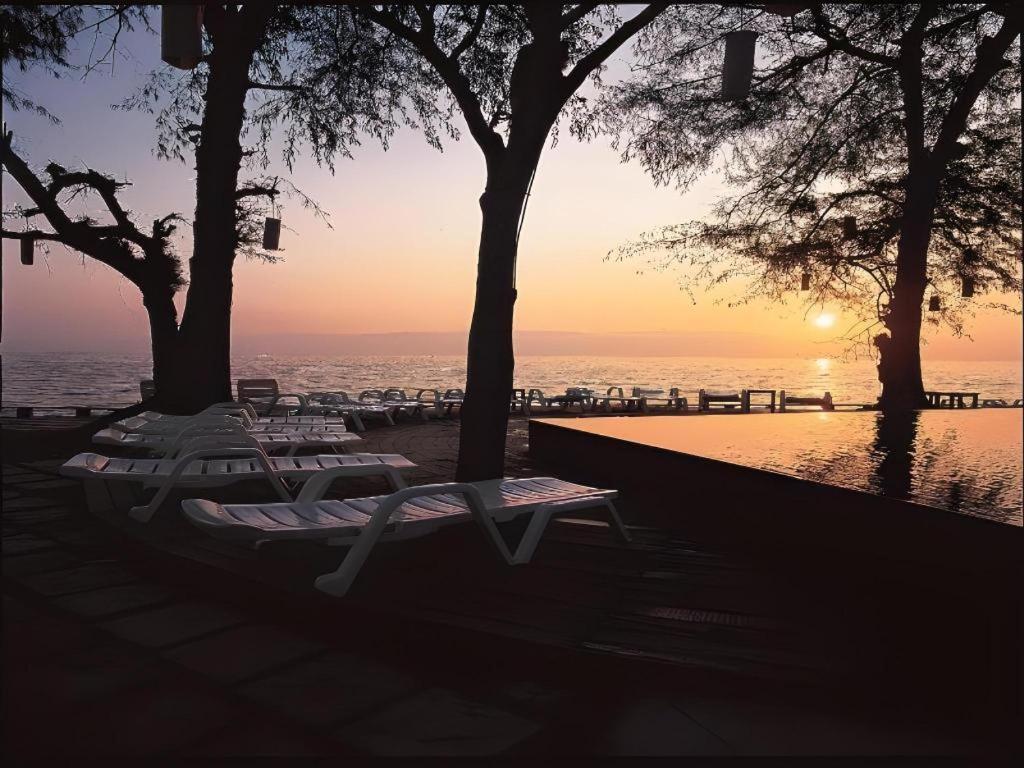 Baan Talay Dao Resort Хуа Хин Экстерьер фото